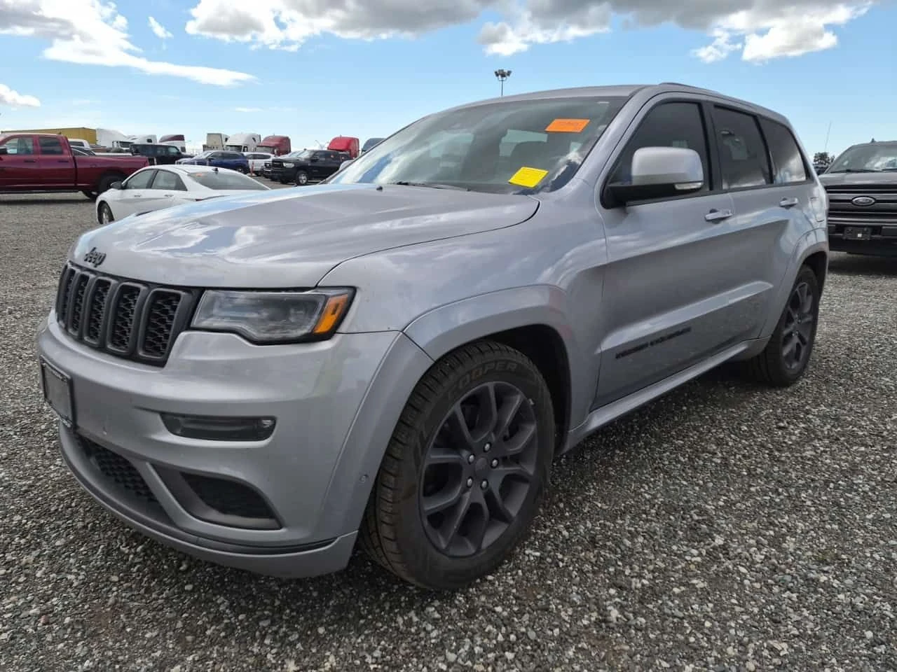 Jeep Grand cherokee HIGH ALTITUDE/CARFAX /ФИНАНСИРАНЕ, снимка 2 - Автомобили и джипове - 54884616