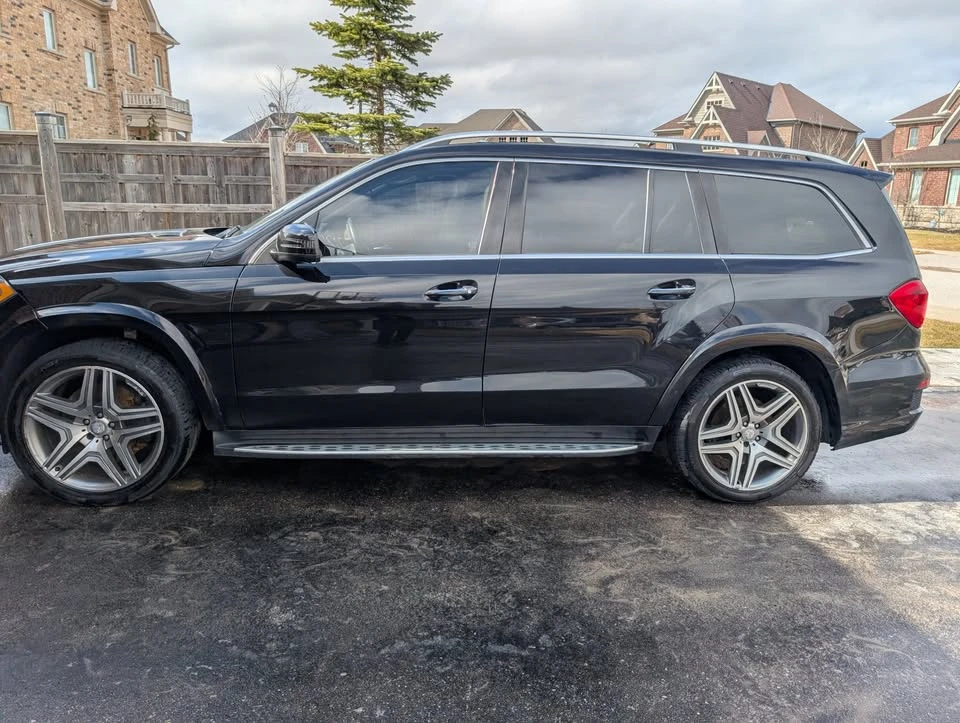 Mercedes-Benz GL 550 * 4MATIC   Fully Loaded* АВТОКРЕДИТ* , снимка 3 - Автомобили и джипове - 54914338