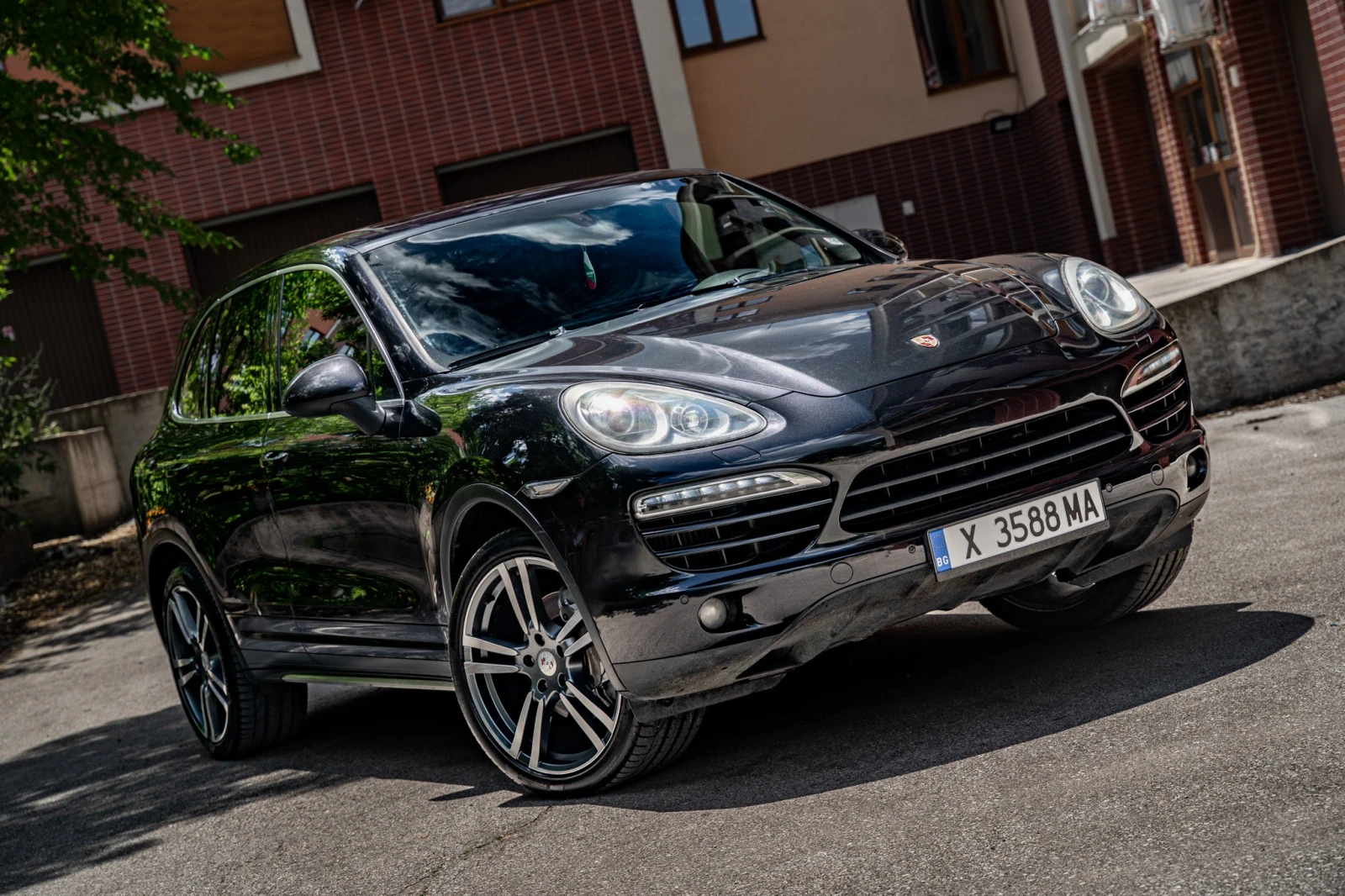 Porsche Cayenne, снимка 2 - Автомобили и джипове - 54993561
