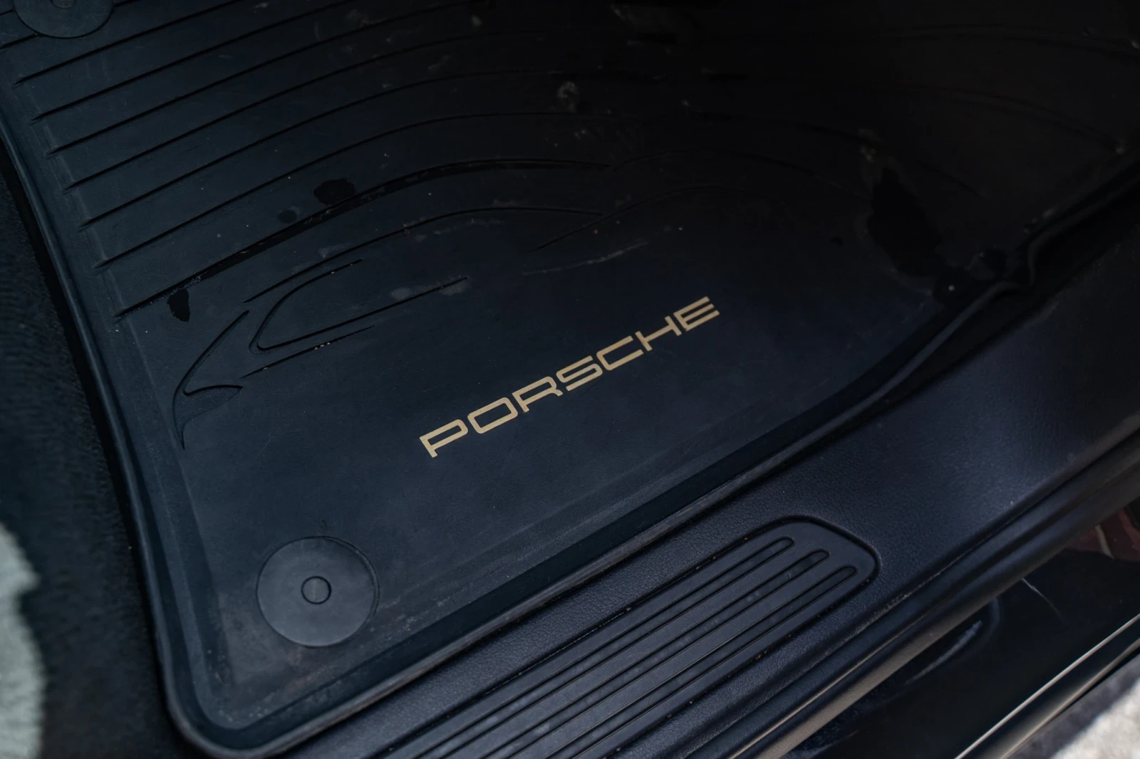 Porsche Cayenne, снимка 14 - Автомобили и джипове - 54993561