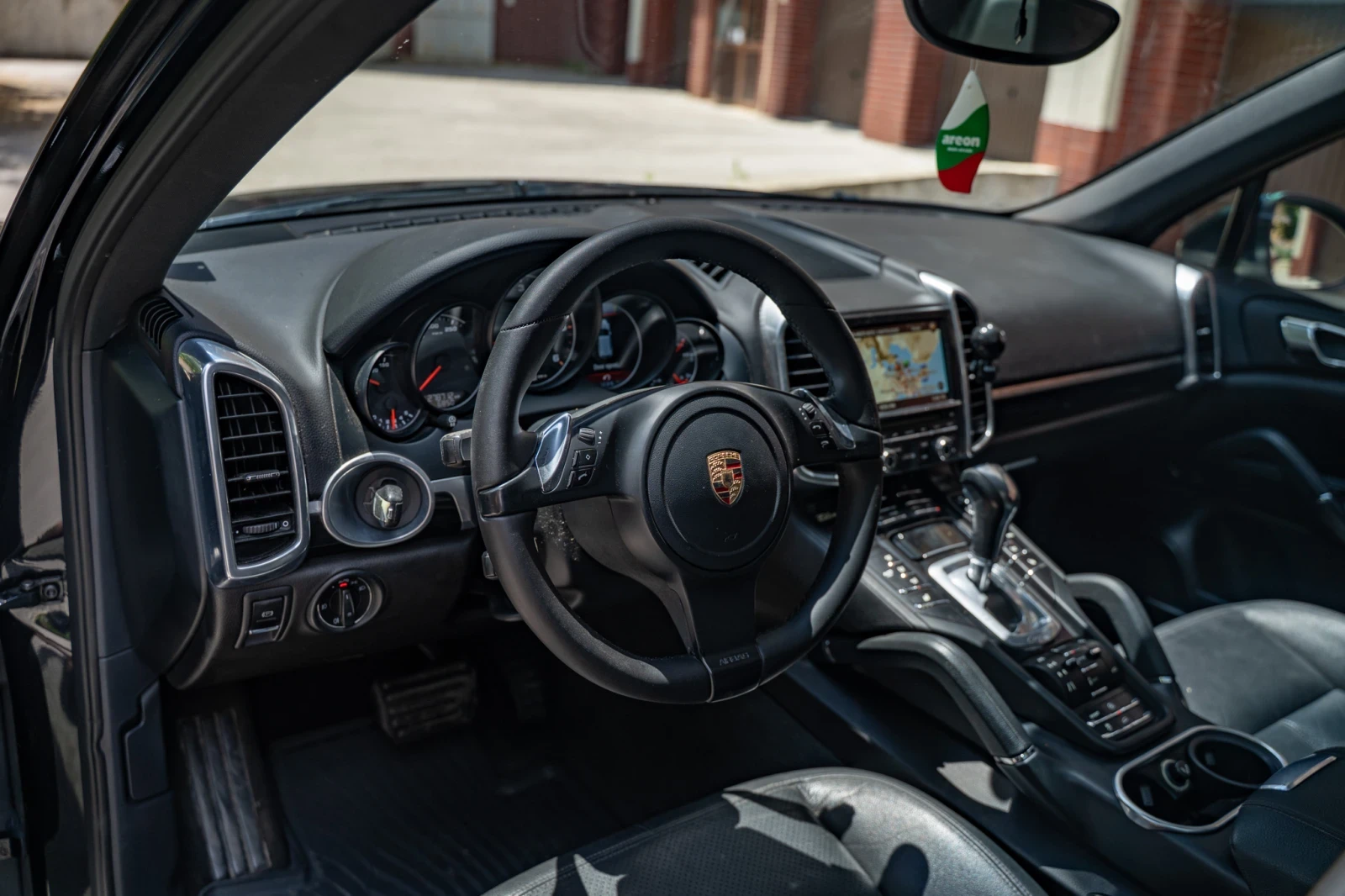 Porsche Cayenne, снимка 11 - Автомобили и джипове - 54993561