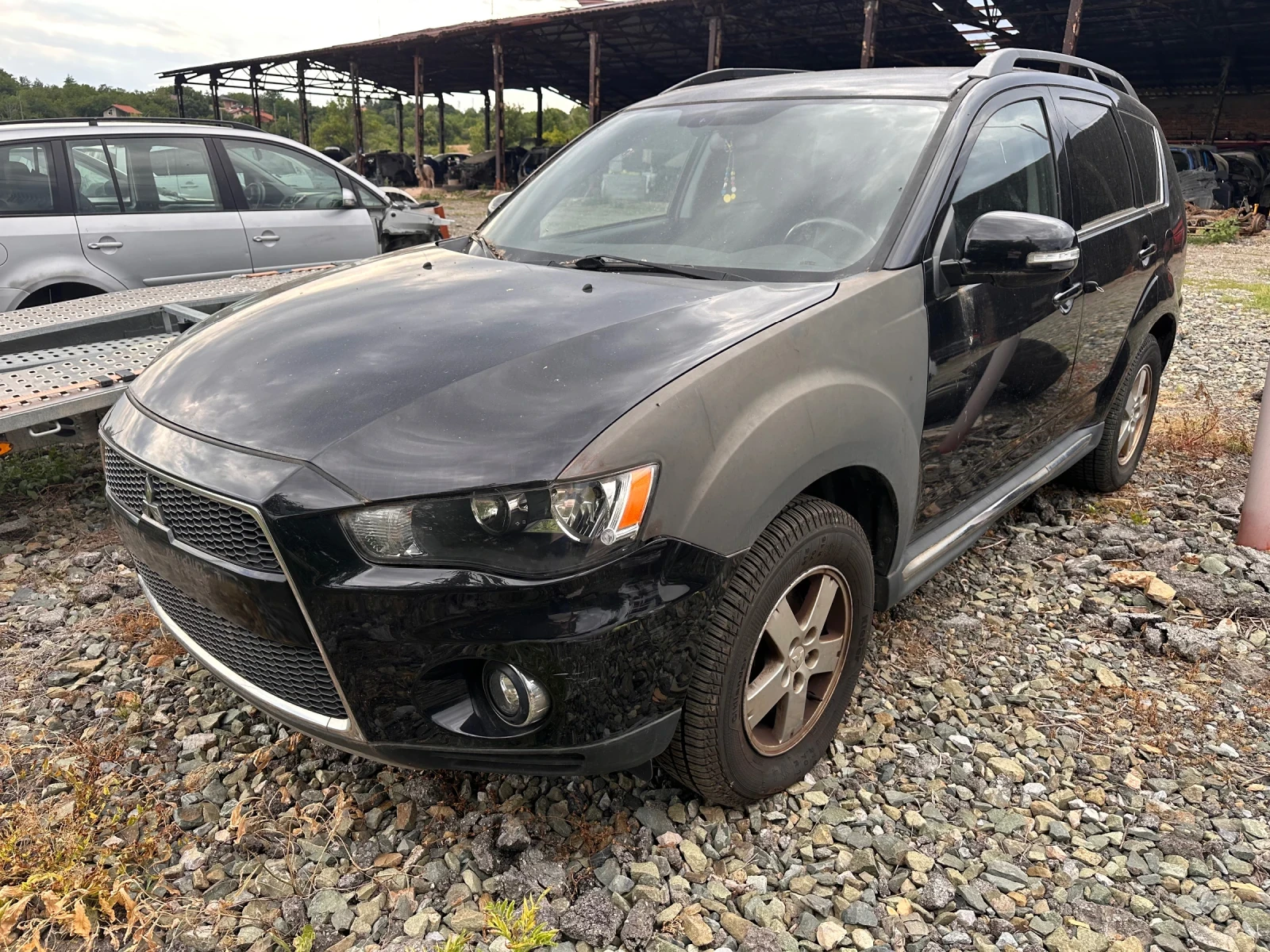 Mitsubishi Outlander 2.2 177, снимка 3 - Автомобили и джипове - 55016059