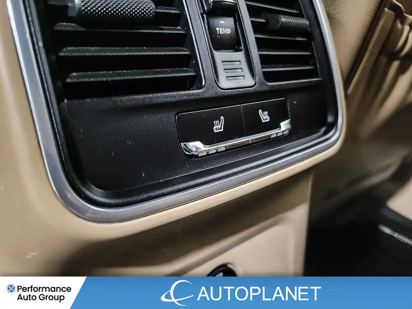 Porsche Macan BOSE* ПОДГРЕВ* КАМЕРА* LANE* ASSIST* , снимка 17 - Автомобили и джипове - 55284636