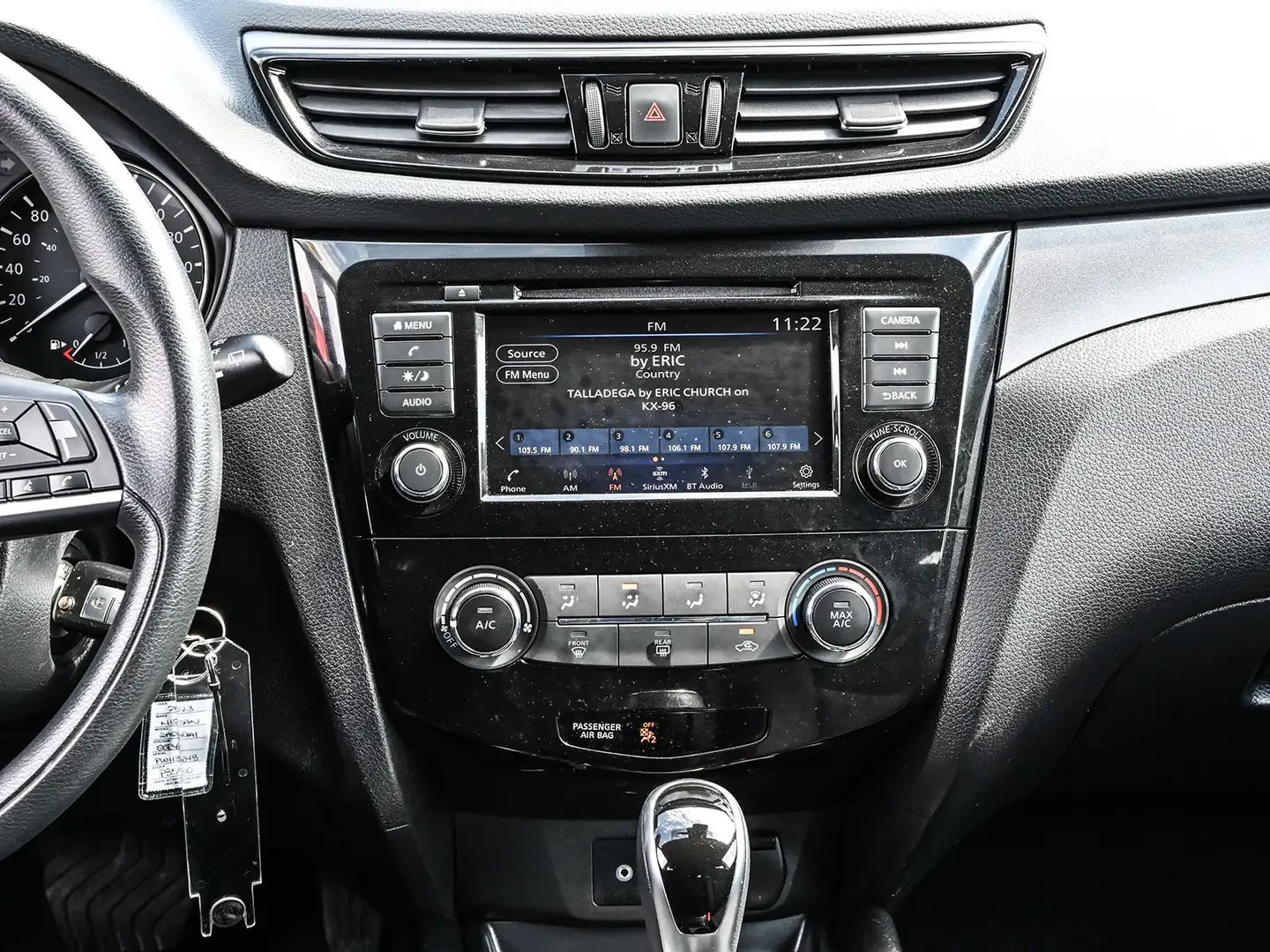 Nissan Qashqai S* AWD* ПОДГРЕВ* CARPLAY, снимка 10 - Автомобили и джипове - 55378143