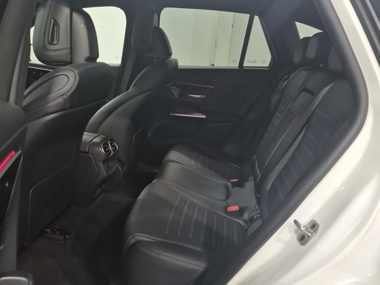 Mercedes-Benz GLC 300 AMG Line * CARFAX * От Mercedes * , снимка 10 - Автомобили и джипове - 55821147