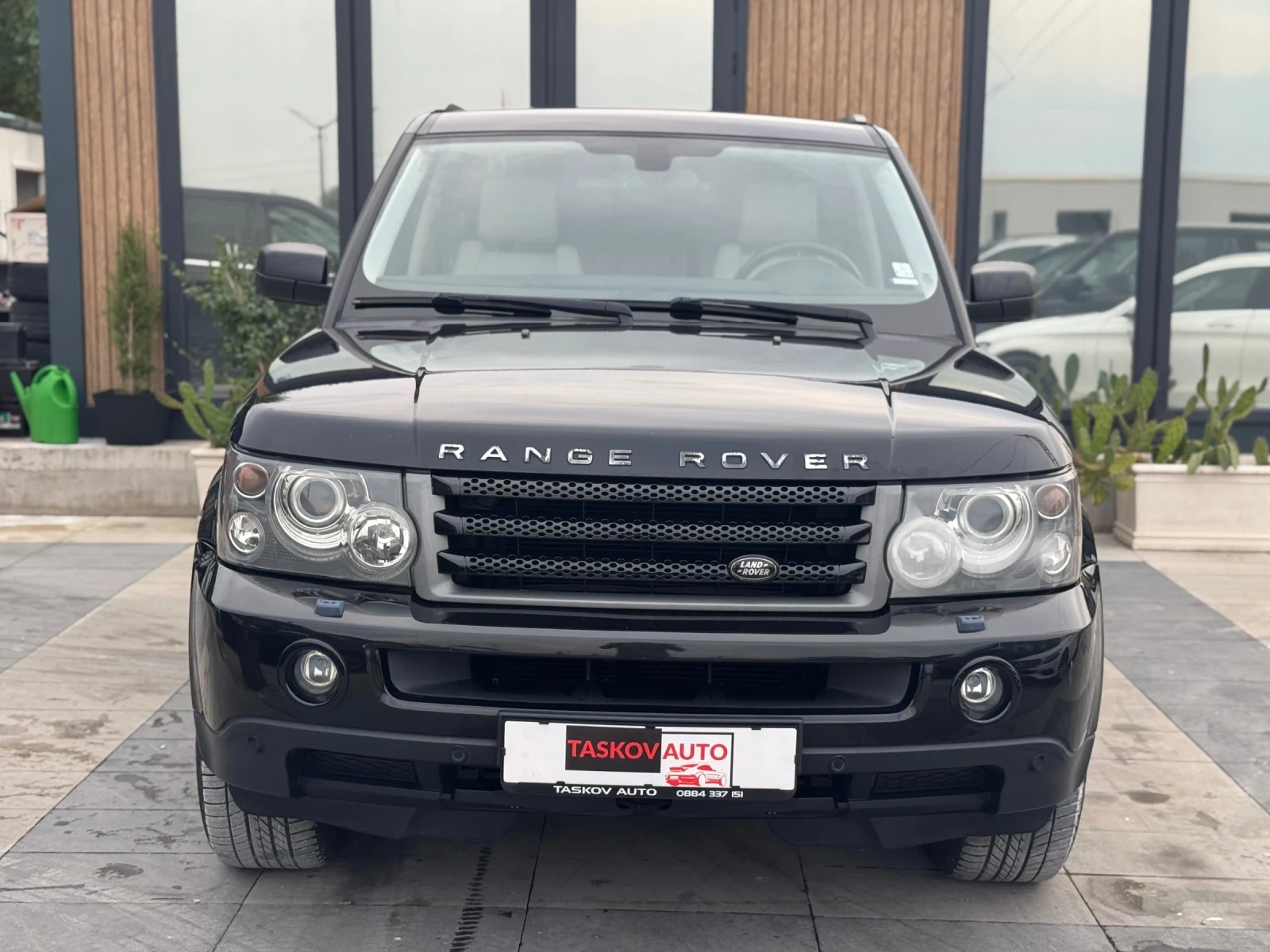 Land Rover Range Rover Sport, снимка 2 - Автомобили и джипове - 55977924