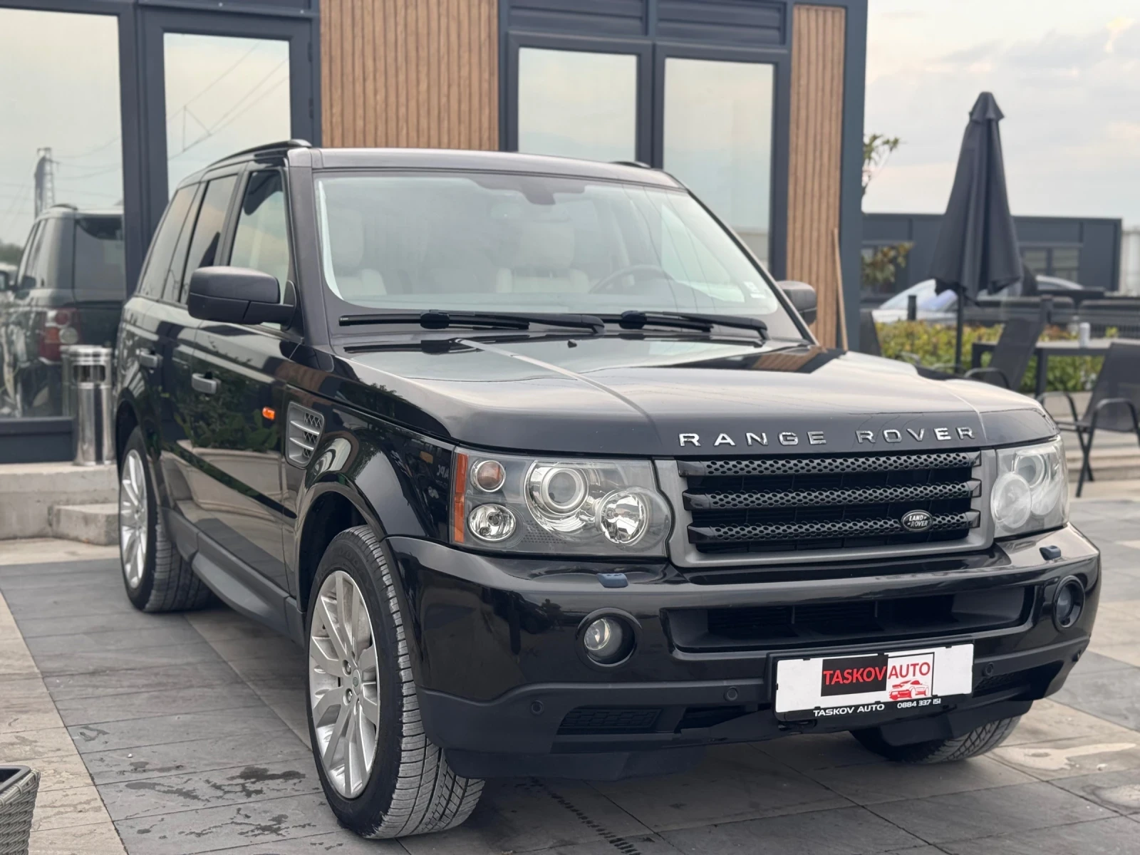 Land Rover Range Rover Sport, снимка 3 - Автомобили и джипове - 55977924