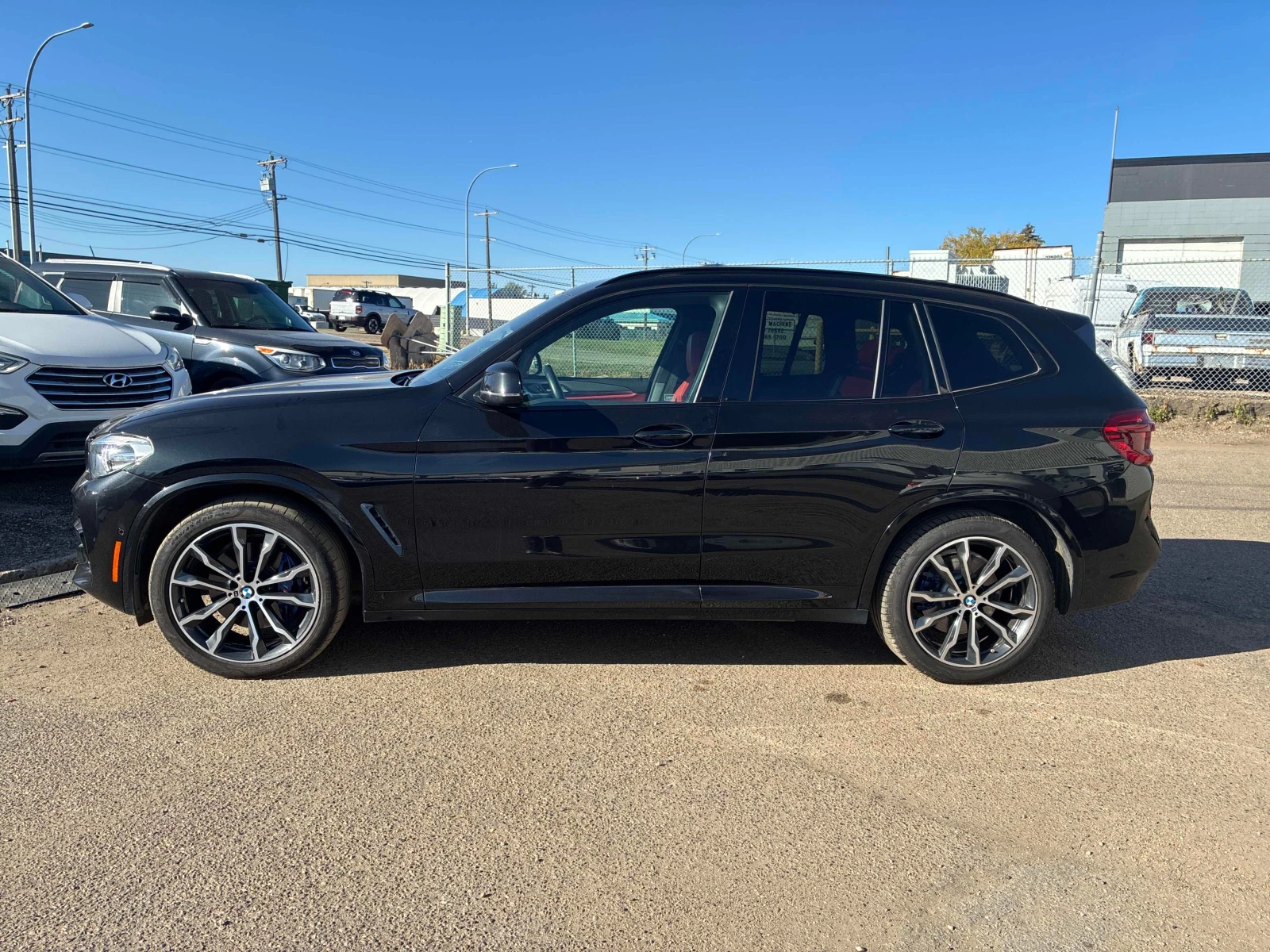 BMW X3 М ПАКЕТ/xDrive30i/CARFAX/ЧЕРНО С ЧЕРВЕНО/ПАНОРАМА, снимка 2 - Автомобили и джипове - 56122291