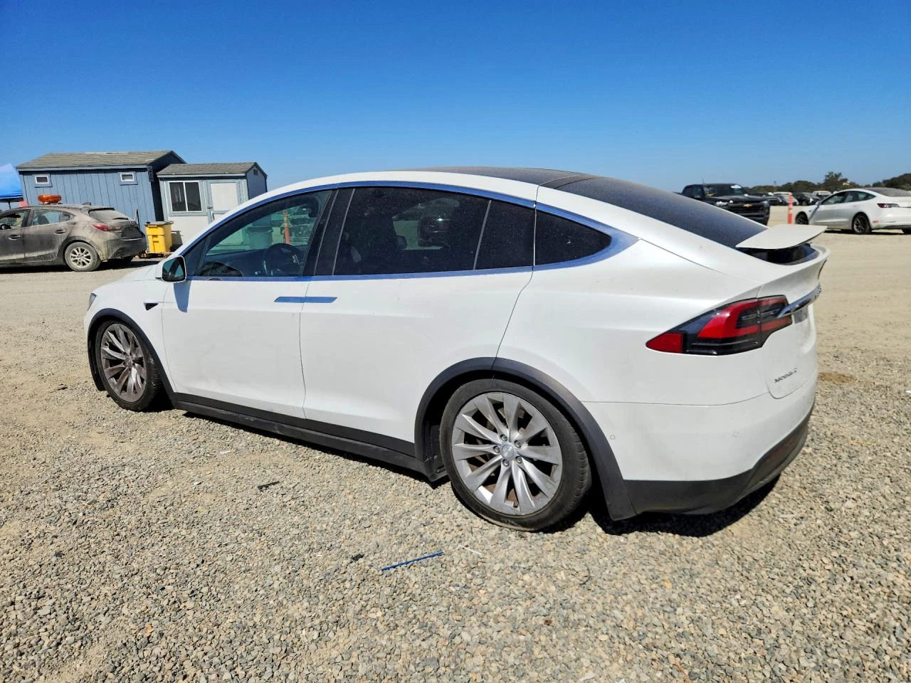 Tesla Model X, снимка 2 - Автомобили и джипове - 56525942