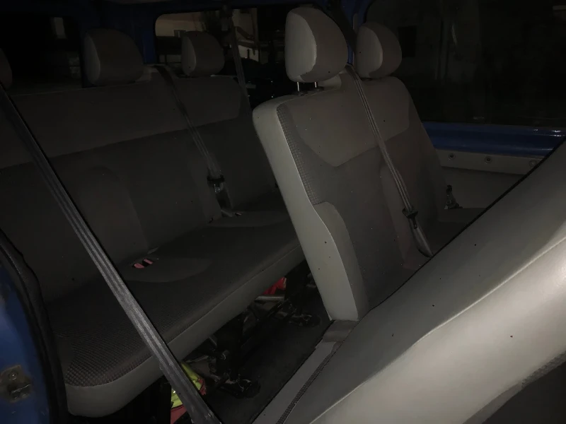 Renault Trafic 2000куб см 115кс, снимка 13 - Бусове и автобуси - 52581318