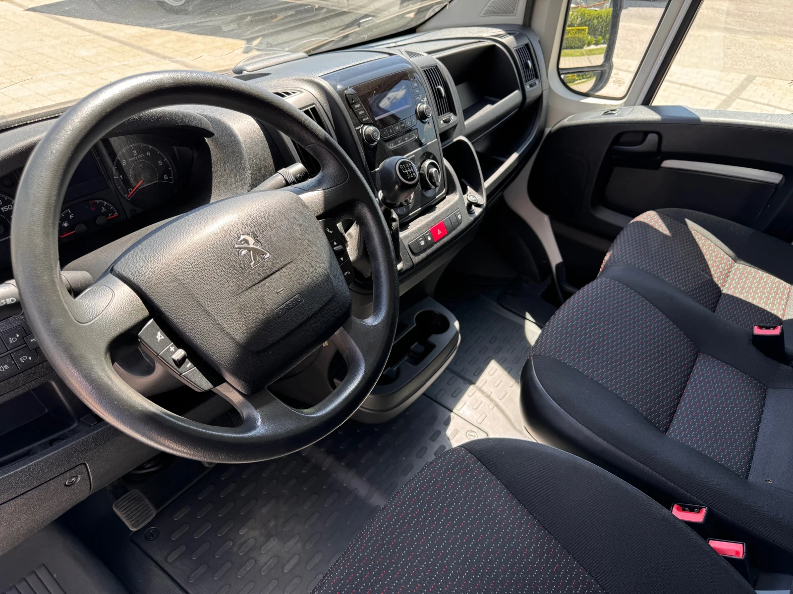 Peugeot Boxer Клима Euro 6d  - изображение 10