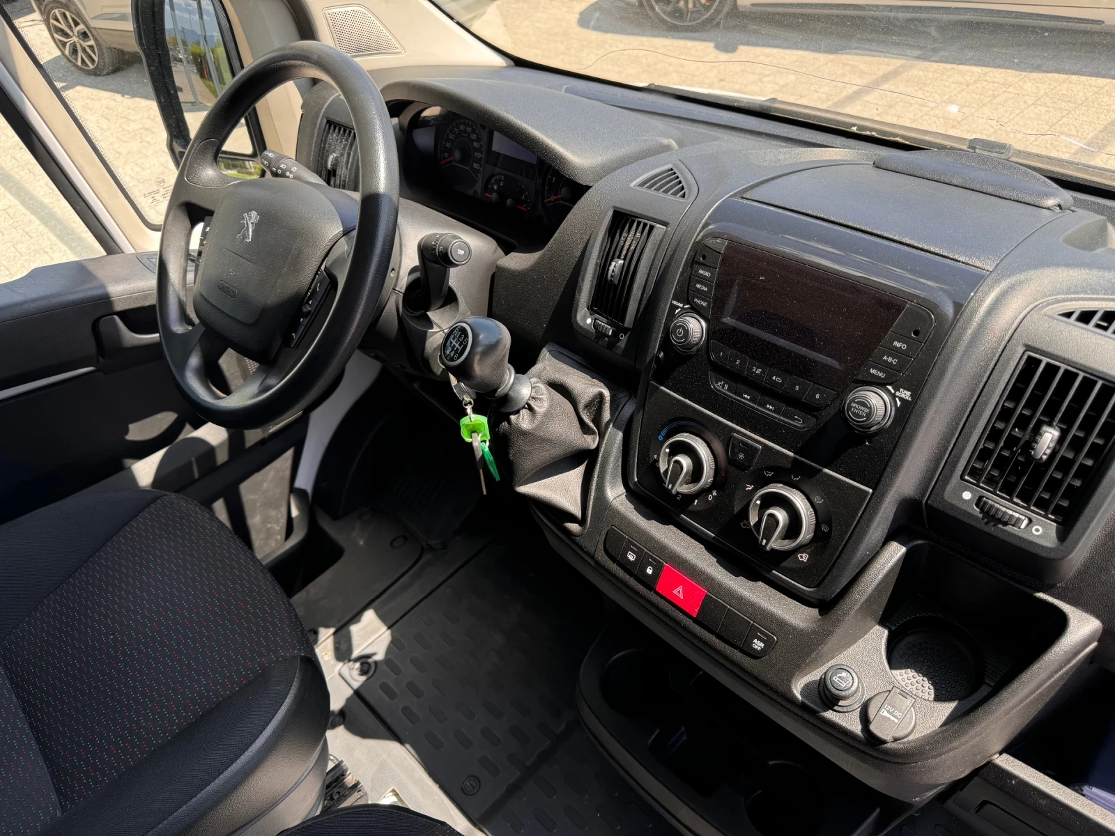 Peugeot Boxer Клима Euro 6d  - изображение 8