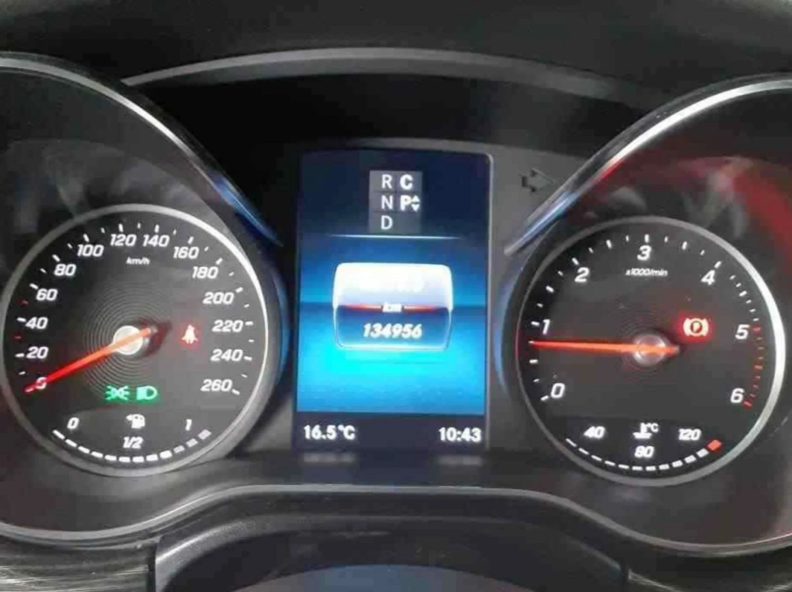 Mercedes-Benz V 220 d.AVANTGARDE.NAVI.LED. - изображение 6