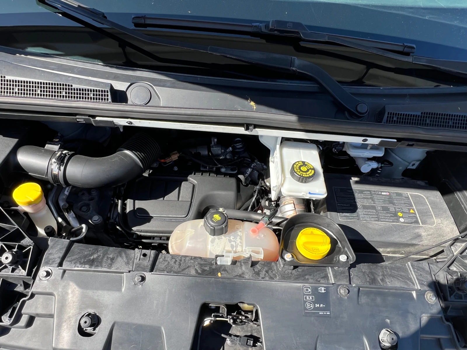 Renault Trafic 1, 6dci 120к.с клима, снимка 15 - Бусове и автобуси - 54134771