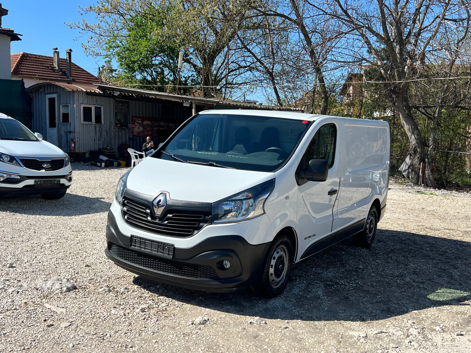 Renault Trafic 1, 6dci 120к.с клима | Auto.bg — изображение 1