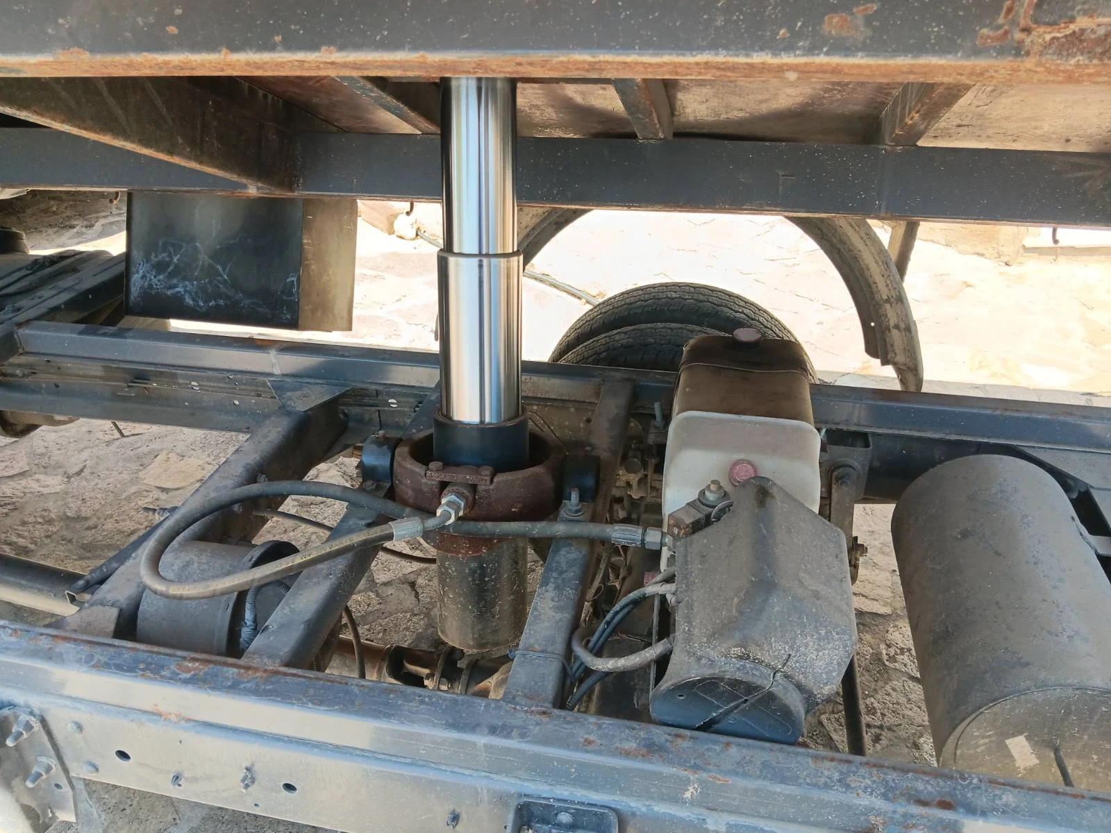 Nissan Atleon Atleon 35.13, снимка 9 - Камиони - 55235307