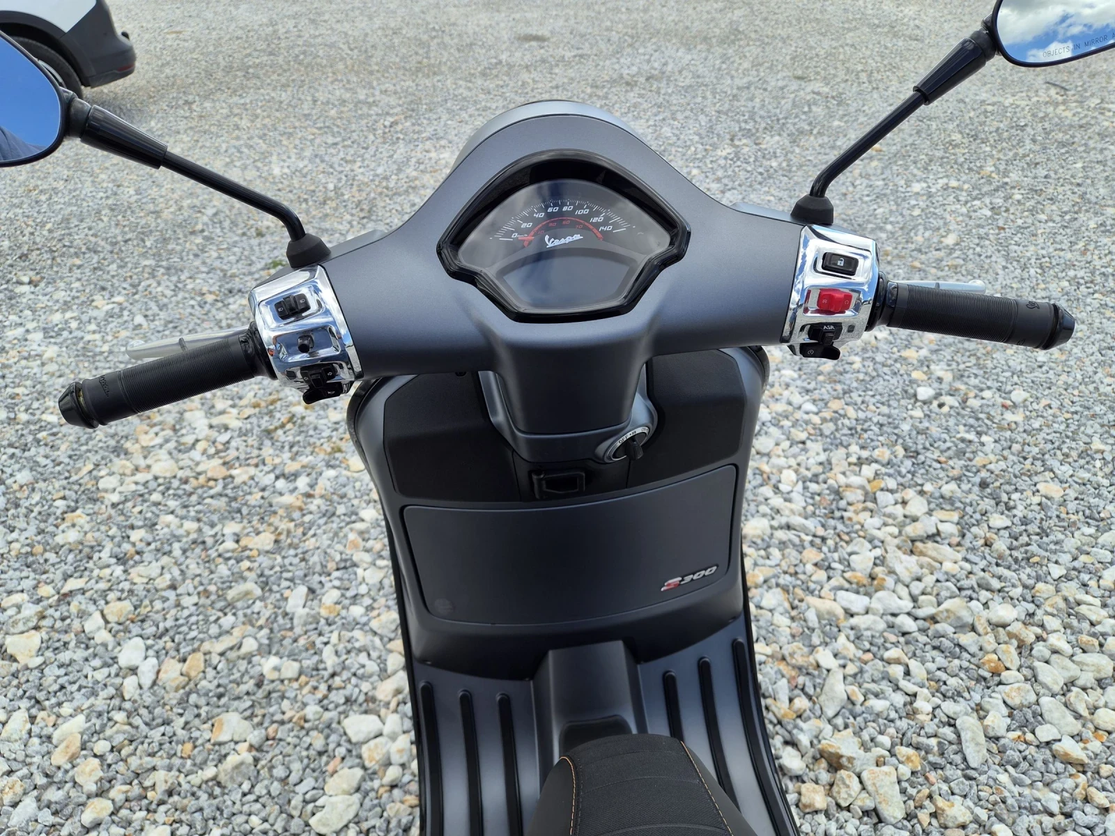 Vespa GTS 300 SuperSport HPE, снимка 10 - Мотоциклети и мототехника - 55415466