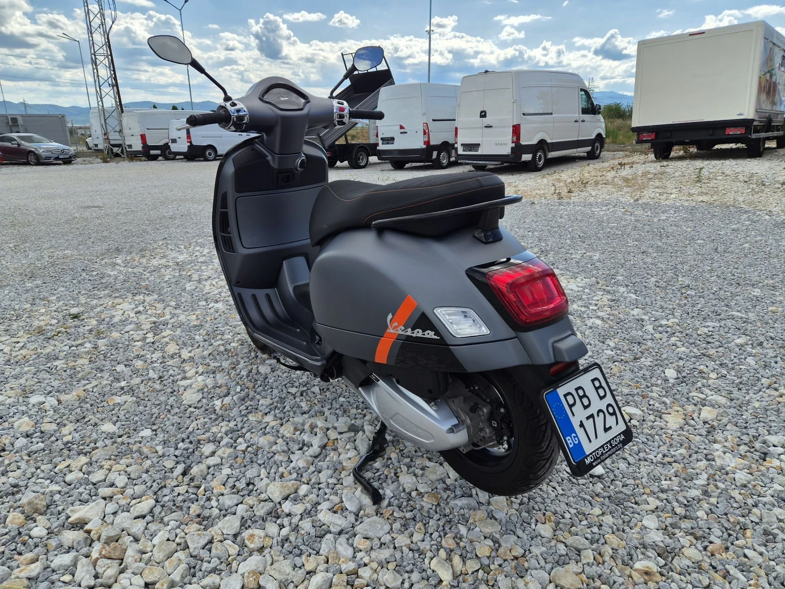 Vespa GTS 300 SuperSport HPE, снимка 3 - Мотоциклети и мототехника - 55415466