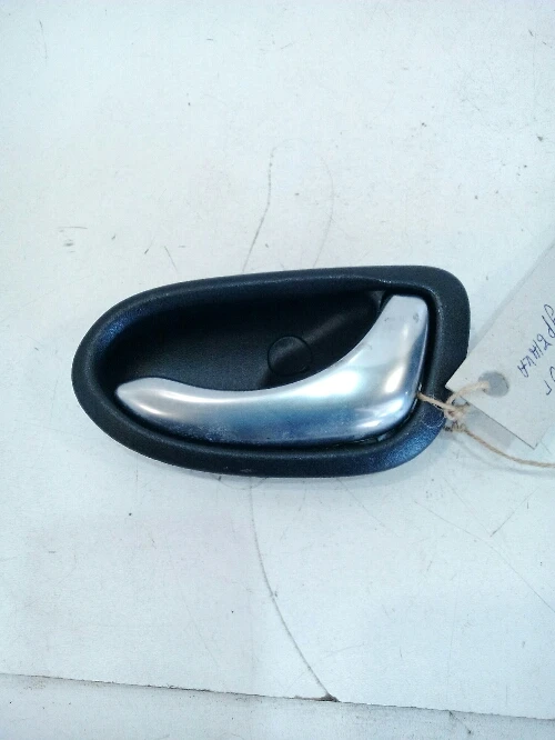 Дръжка врата вътрешна задна дясна Нисан Примера