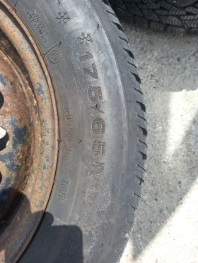 Гуми с джанти Dunlop 175/65R14, снимка 2
