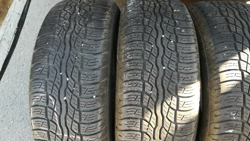 Гуми Летни 235/60R16, снимка 3 - Гуми и джанти - 25600369