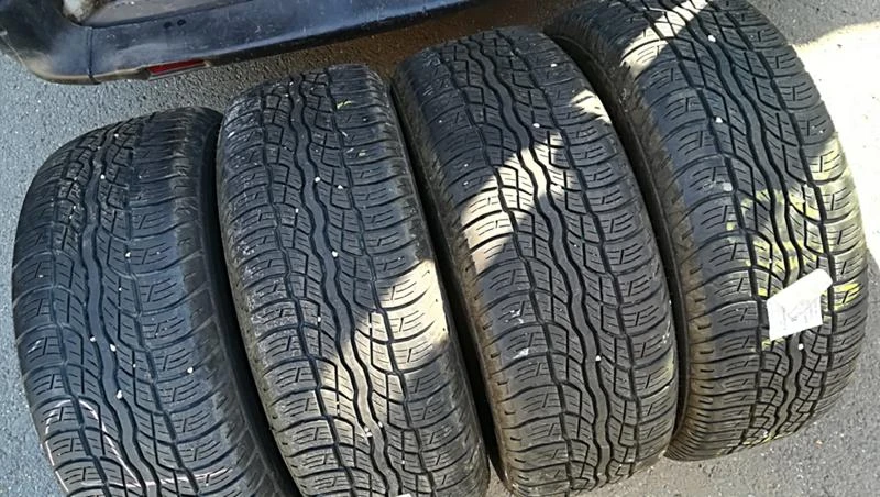 Гуми Летни 235/60R16, снимка 2 - Гуми и джанти - 25600369