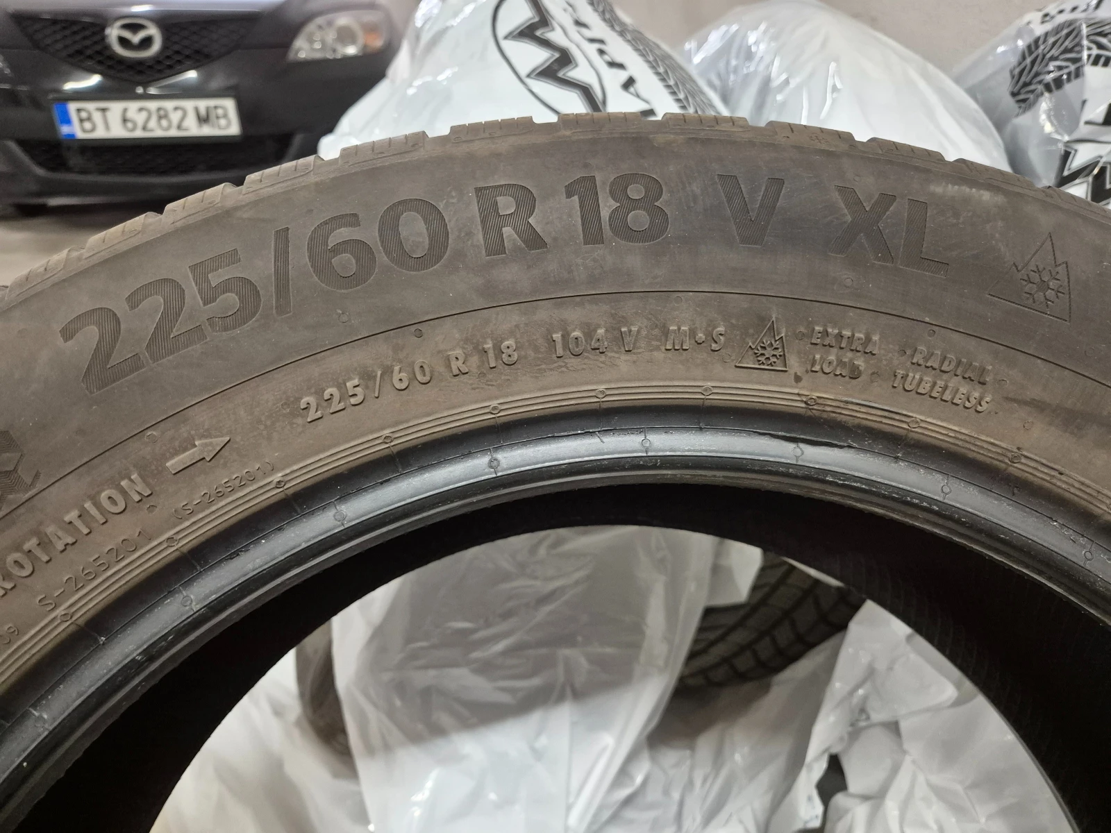 Гуми Зимни 225/60R18, снимка 4 - Гуми и джанти - 54746456