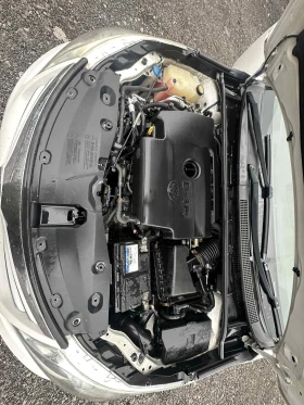 Toyota Avensis 2.0 124кс 2012г Facelift  Навигация, снимка 13