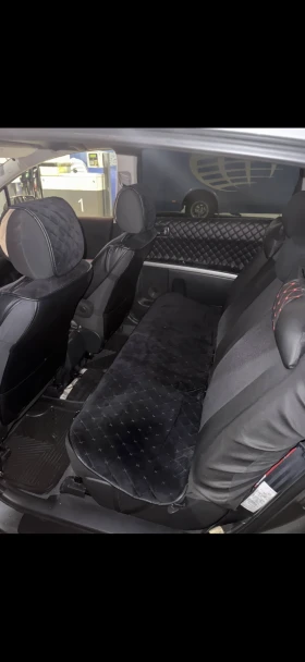 Toyota Corolla verso, снимка 14