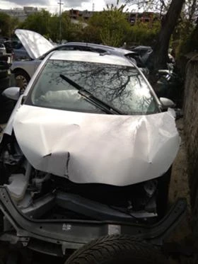 Toyota Yaris - 11 лв. / 5.62 € - 52658345 4