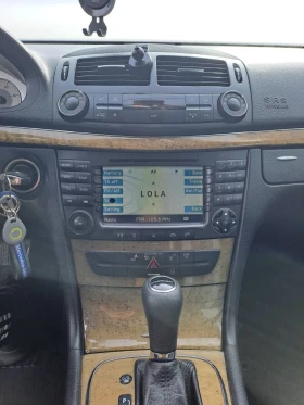 Mercedes-Benz E 220, снимка 7