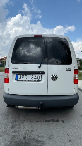 VW Caddy 2.0 ecofuel 72000 km 6+ 1 | Auto.bg — изображение 4
