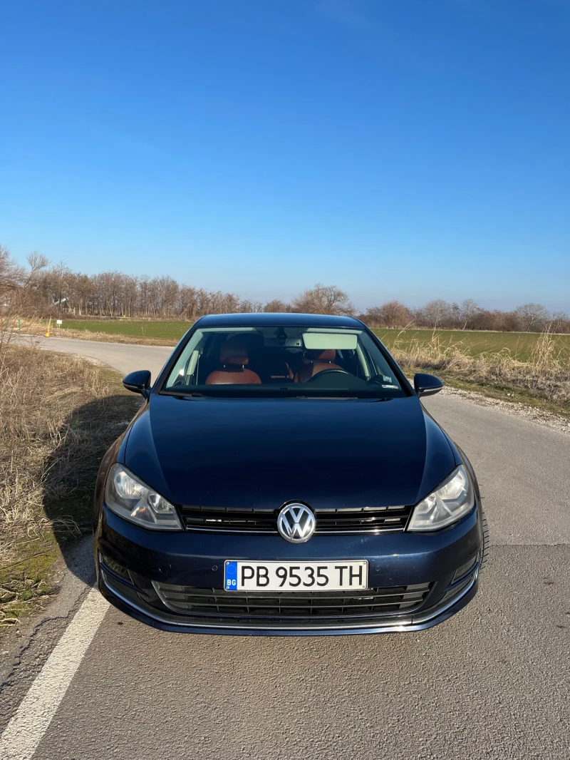 VW Golf 1.6 TDi Full Full, снимка 3 - Автомобили и джипове - 47827560