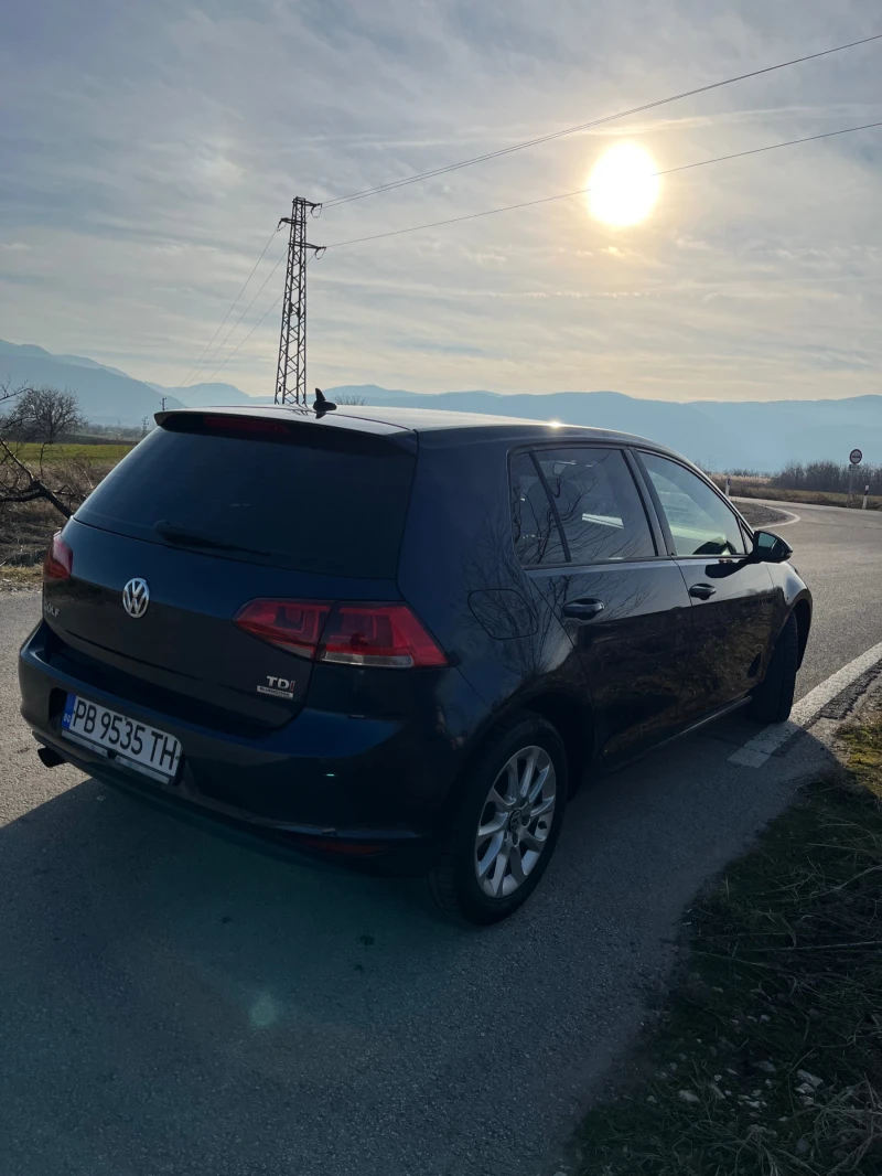 VW Golf 1.6 TDi Full Full, снимка 6 - Автомобили и джипове - 47827560