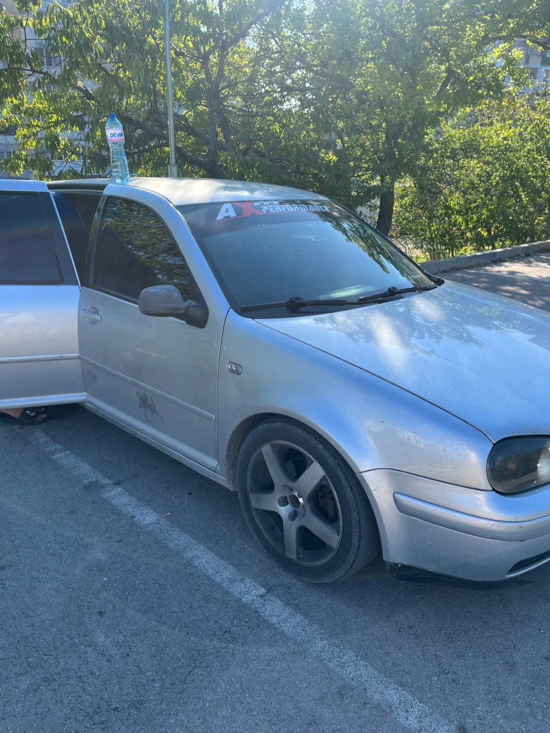 VW Golf, снимка 8 - Автомобили и джипове - 47386772