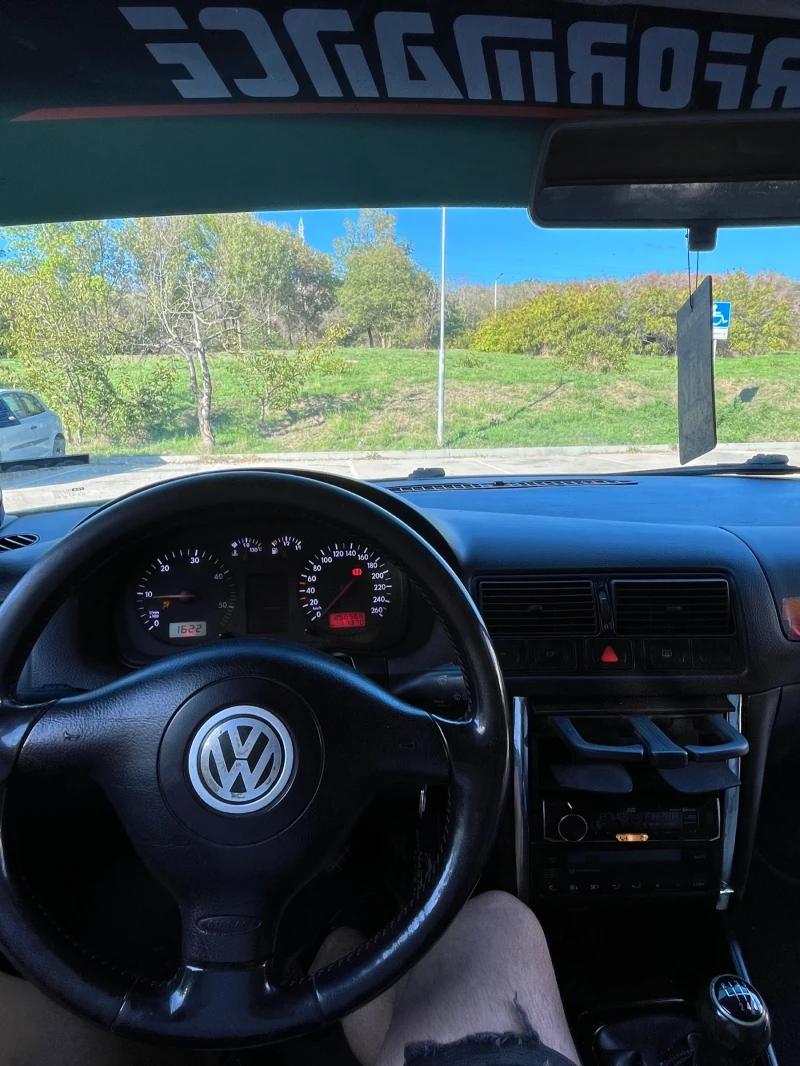 VW Golf, снимка 7 - Автомобили и джипове - 47386772