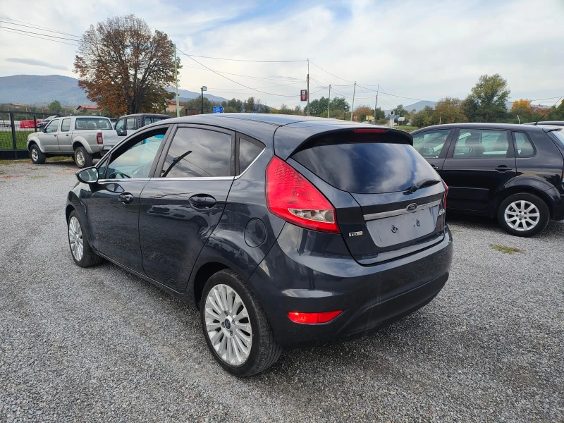 Ford Fiesta 1.4 TDCI, снимка 6 - Автомобили и джипове - 47545179