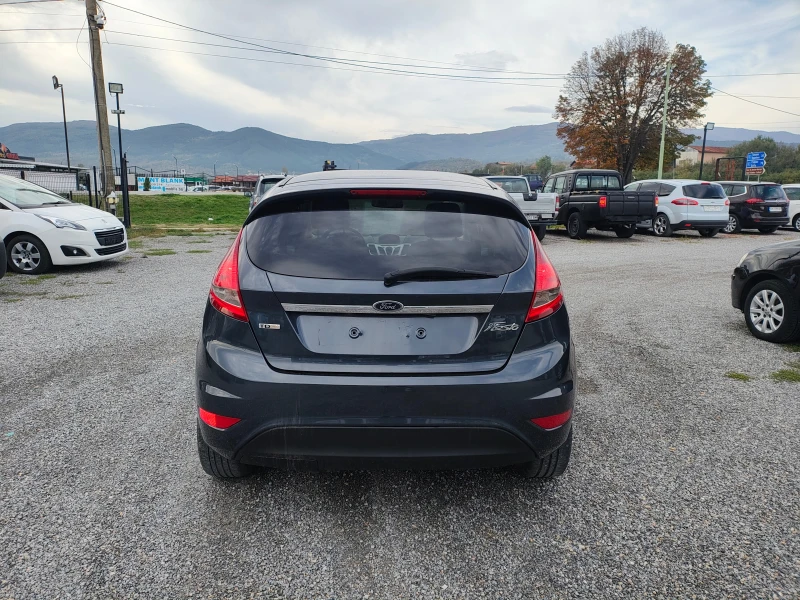 Ford Fiesta 1.4 TDCI, снимка 5 - Автомобили и джипове - 47545179