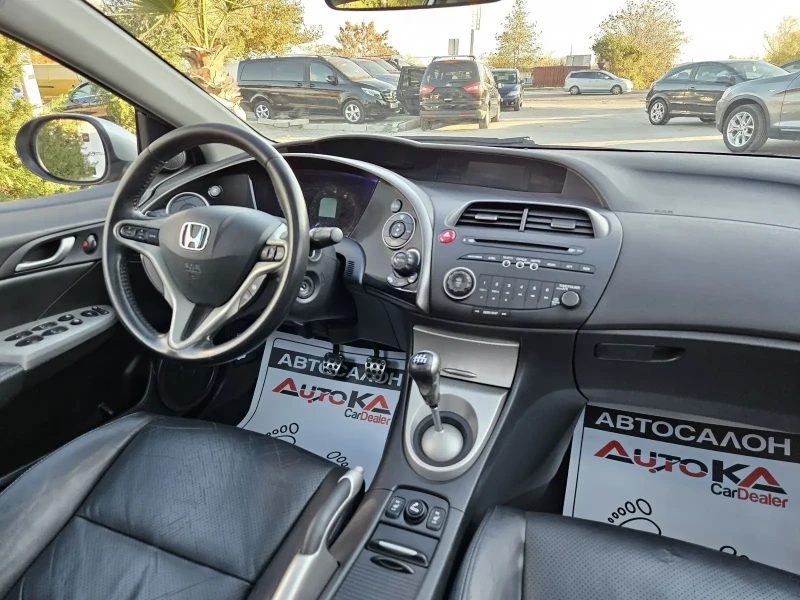 Honda Civic 1.8i-140kc= 6СКОРОСТИ= ПАНОРАМА= ПОДГРЕВ= КОЖА, снимка 13 - Автомобили и джипове - 47856115