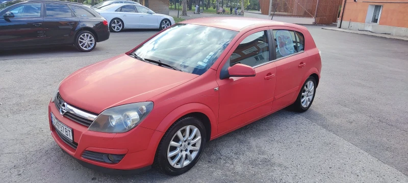 Opel Astra, снимка 1 - Автомобили и джипове - 49218079