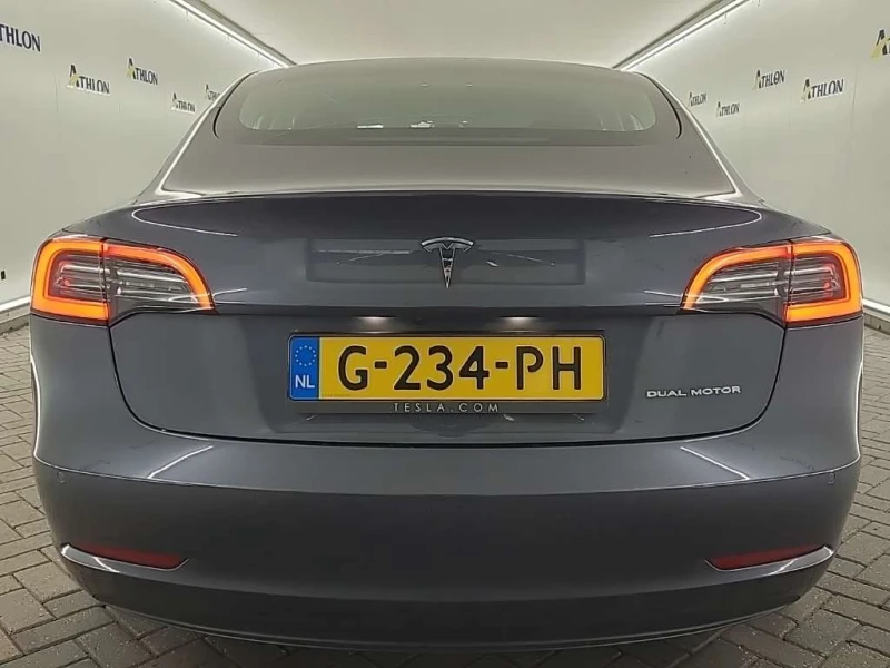 Tesla Model 3  4х4 Европейска Гаранция, снимка 9 - Автомобили и джипове - 49610069