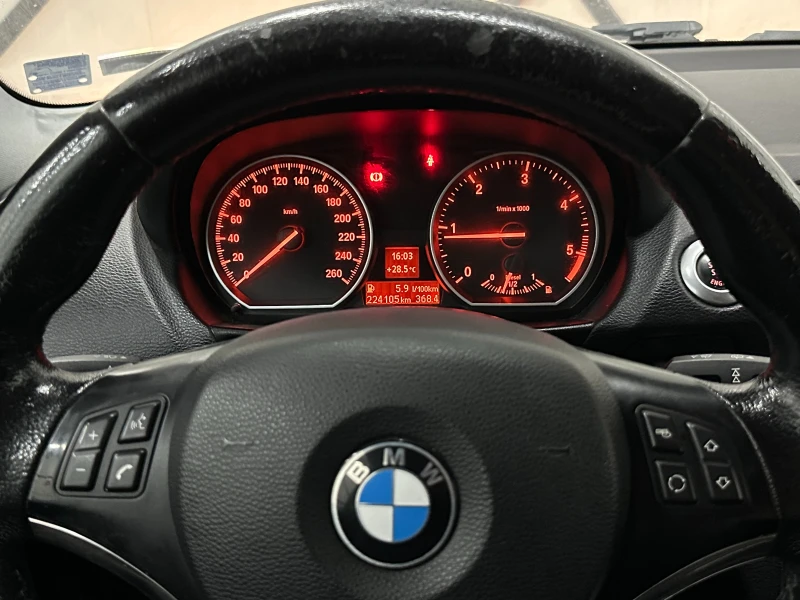 BMW 123 * 204 К.С.* ОБСЛУЖЕНА* РЕГИСТРИРАНА*  , снимка 13 - Автомобили и джипове - 51447840