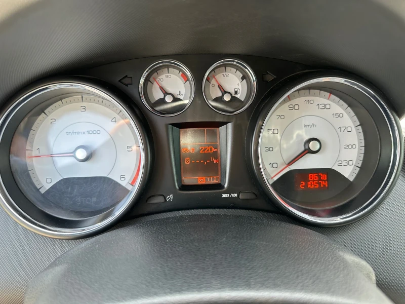 Peugeot 308, снимка 3 - Автомобили и джипове - 52438156