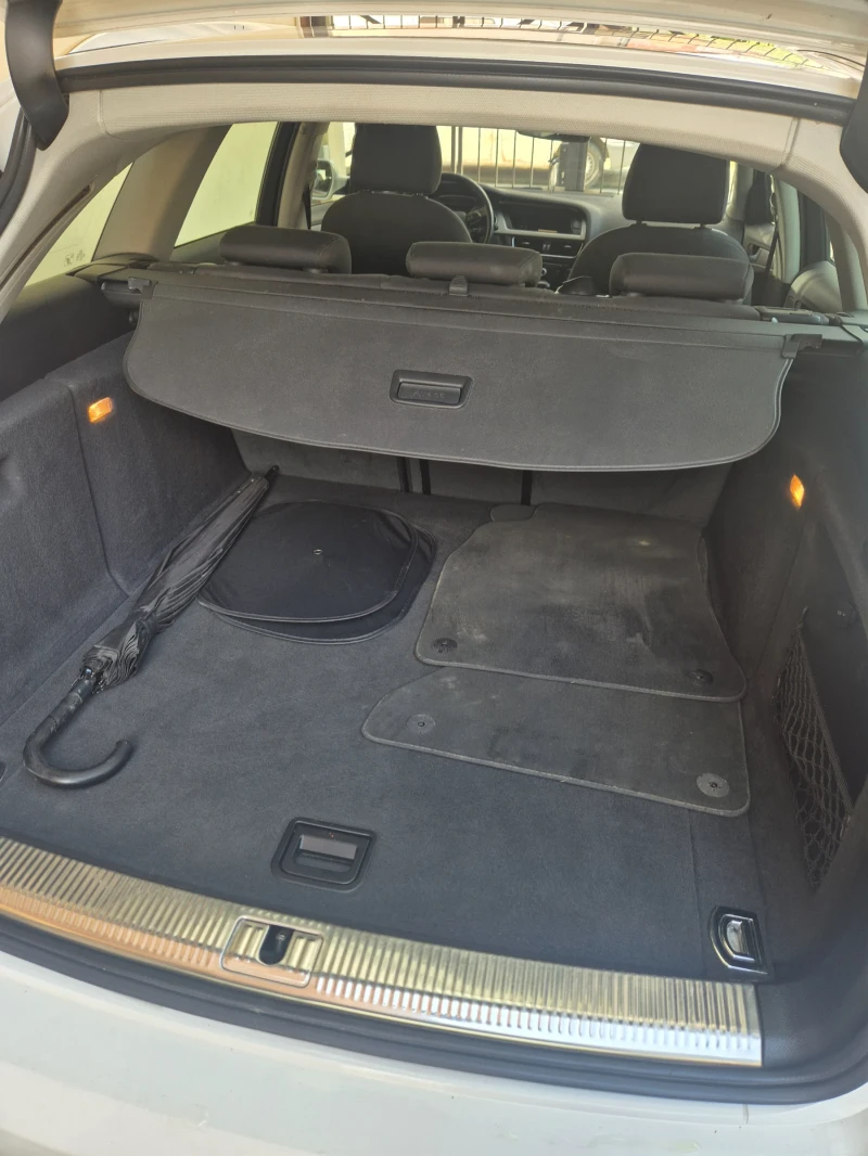 Audi A4 Авант, снимка 6 - Автомобили и джипове - 52552393