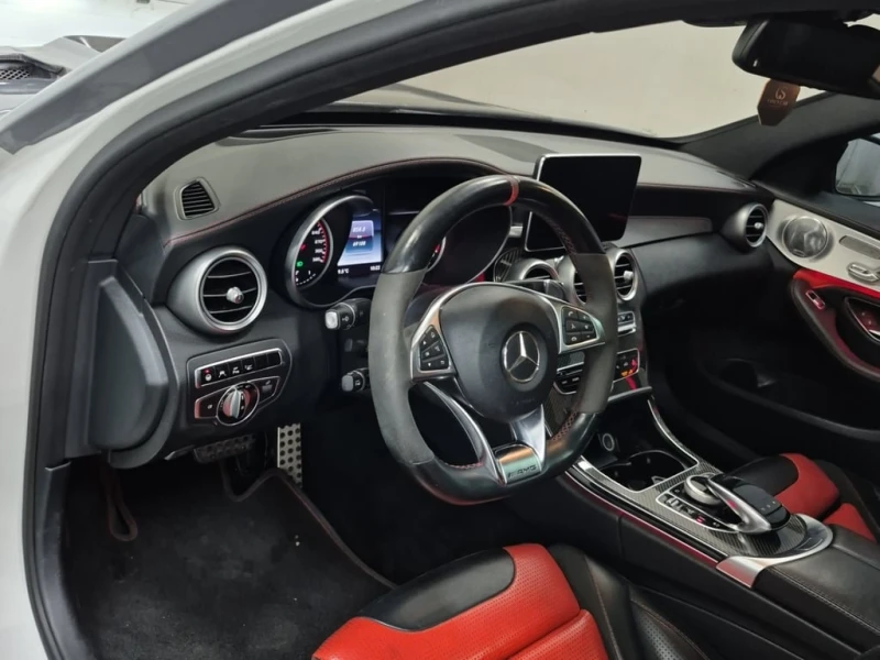 Mercedes-Benz C 63 AMG S  CARFAX, снимка 9 - Автомобили и джипове - 52565623
