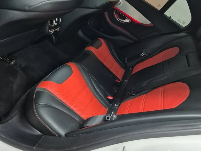 Mercedes-Benz C 63 AMG S  CARFAX, снимка 12 - Автомобили и джипове - 52565623