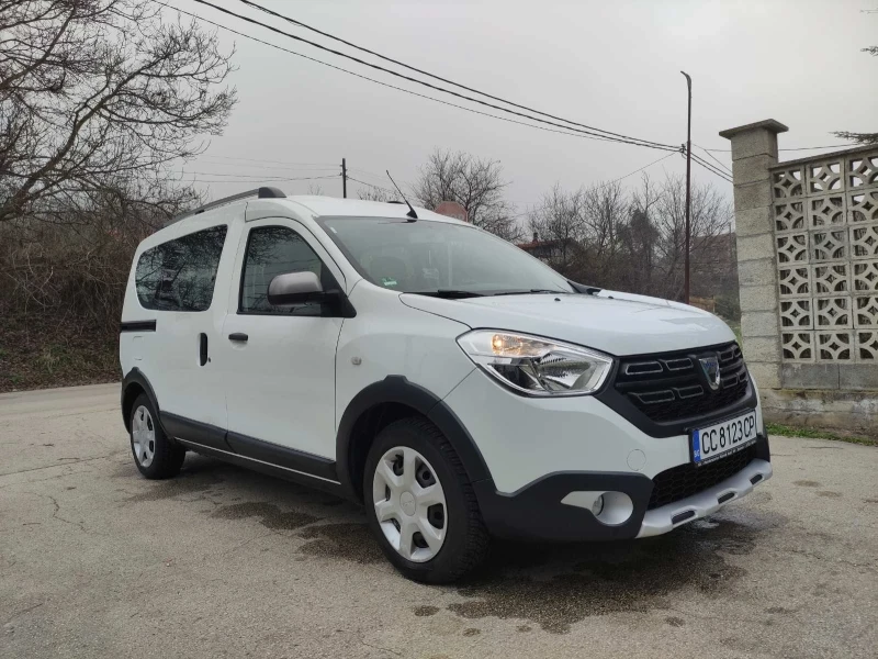 Dacia Dokker 1.5 DCI stepway , снимка 3 - Автомобили и джипове - 52598427