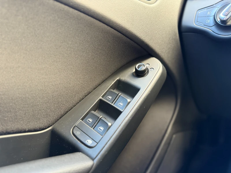 Audi A4 6 МЕСЕЦА ГАРАНЦИЯ/2.0TDI 140к.с. Автоматик/Подгрев, снимка 17 - Автомобили и джипове - 53132448