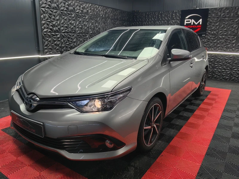Toyota Auris 1.2* 116PS* FACE* GERMANY* AVTOMAT* 40000KM* , снимка 2 - Автомобили и джипове - 53381543