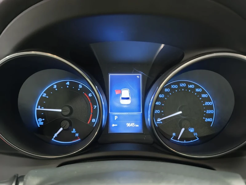 Toyota Auris 1.2* 116PS* FACE* GERMANY* AVTOMAT* 40000KM* , снимка 9 - Автомобили и джипове - 53381543